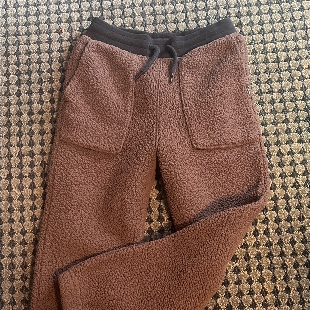 Abercrombie kids fuzzy pants size 7/8